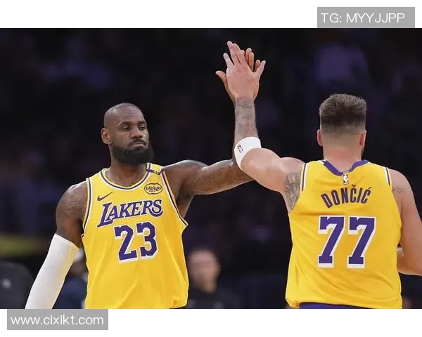 湖人总冠军阵容曝光，詹姆斯领衔将挑战巔峰